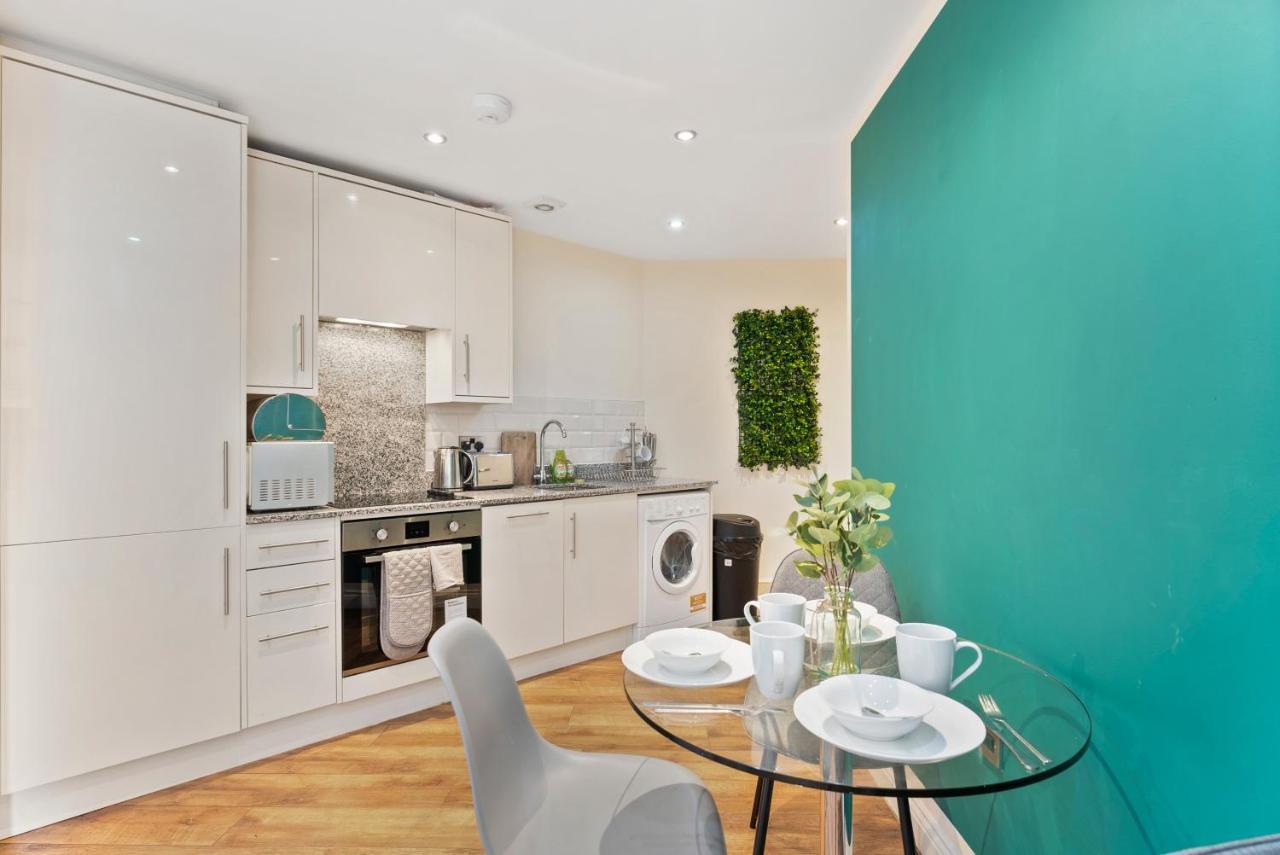 Appartamento Central Leeds Gem - Parking - Sleeps 6 Esterno foto